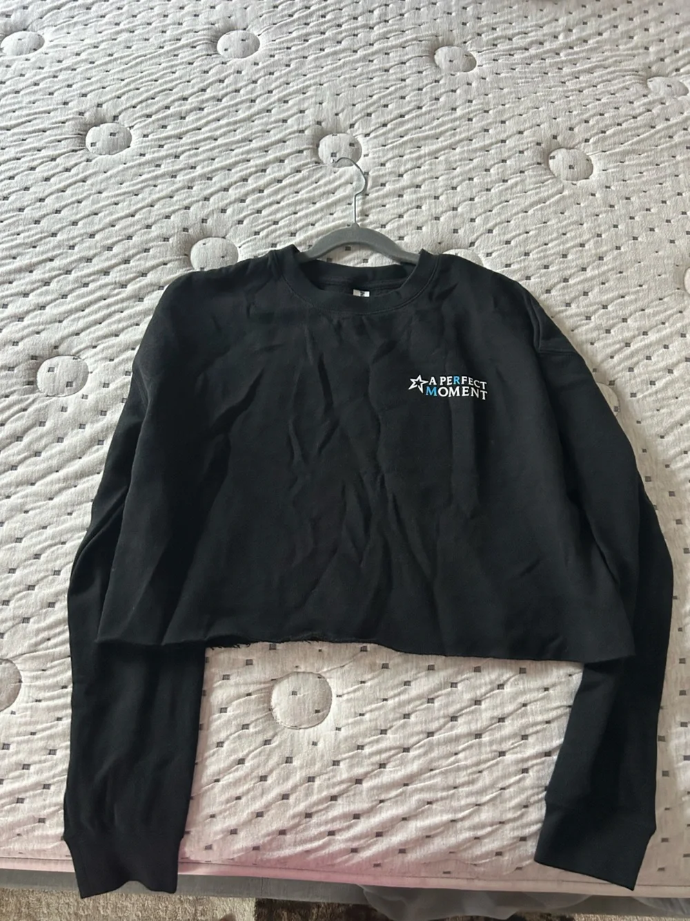 N/A black crewneck